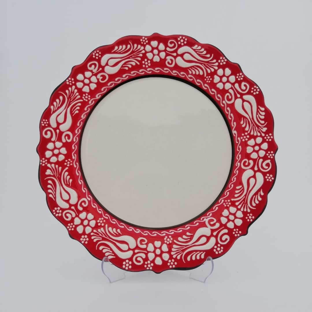 cini-tabak-kirmizi-beyaz-kabartma