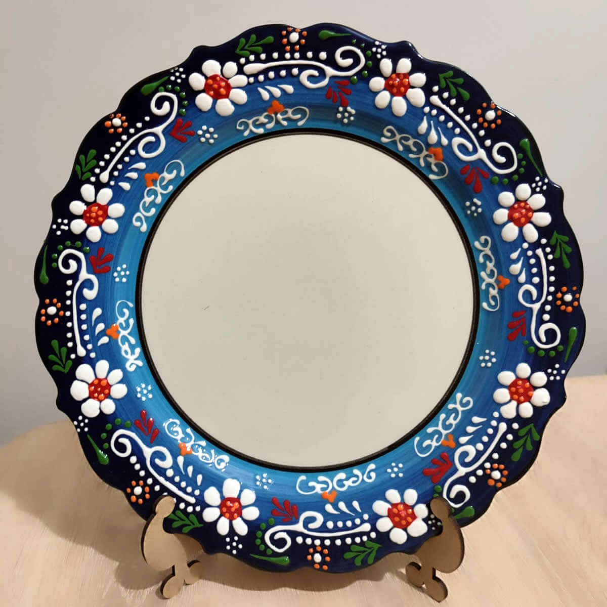 cini-tabak-siyah-mavi-kabartma