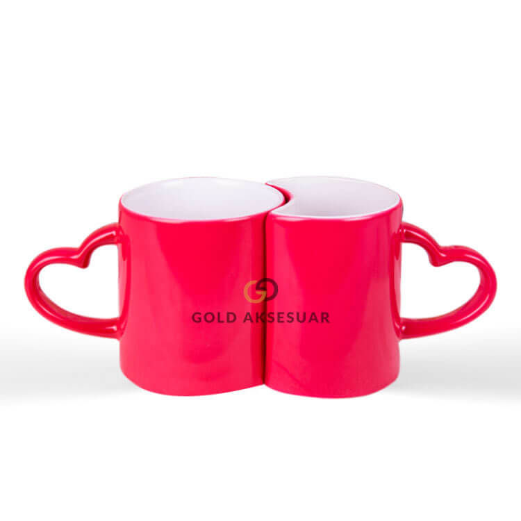 porselen-sihirli-kirmizi-sevgili-kupasi-2