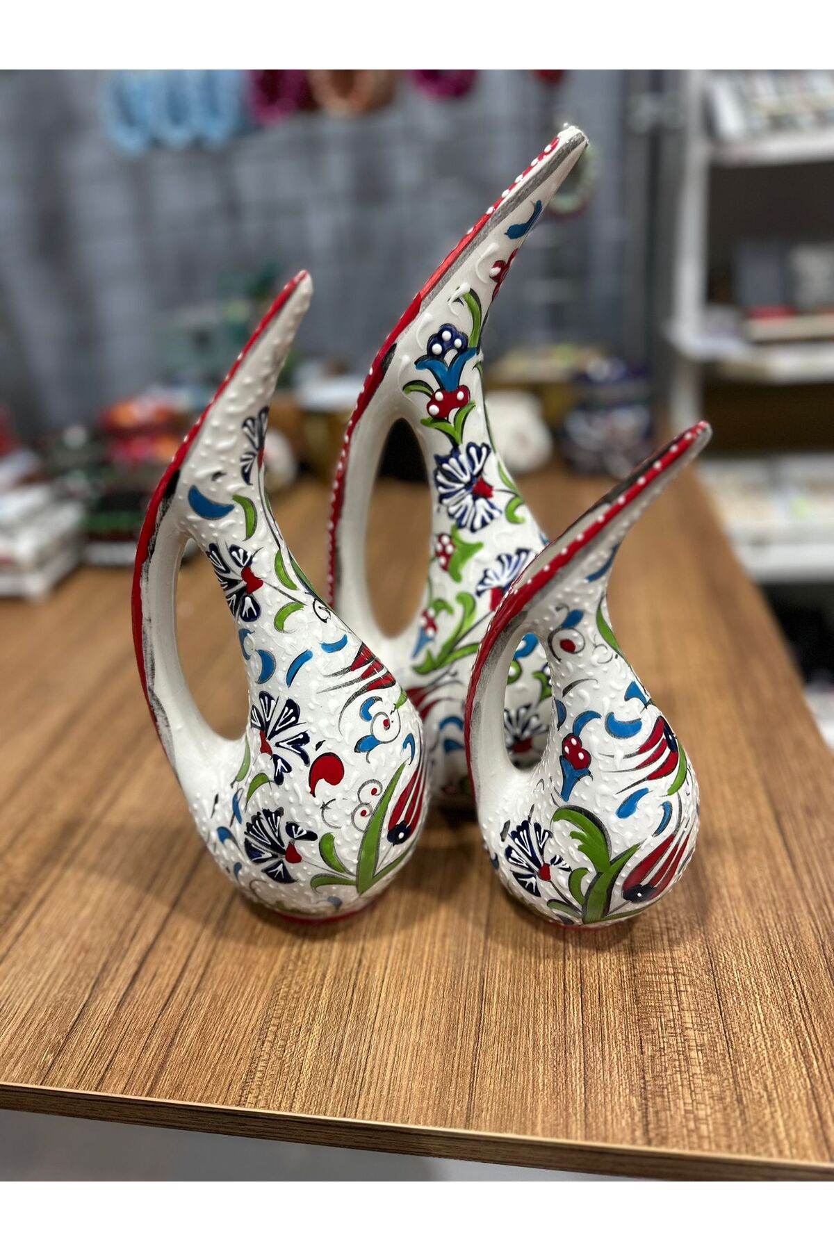 Üçlü Kuğu Vazo Takımı resmi