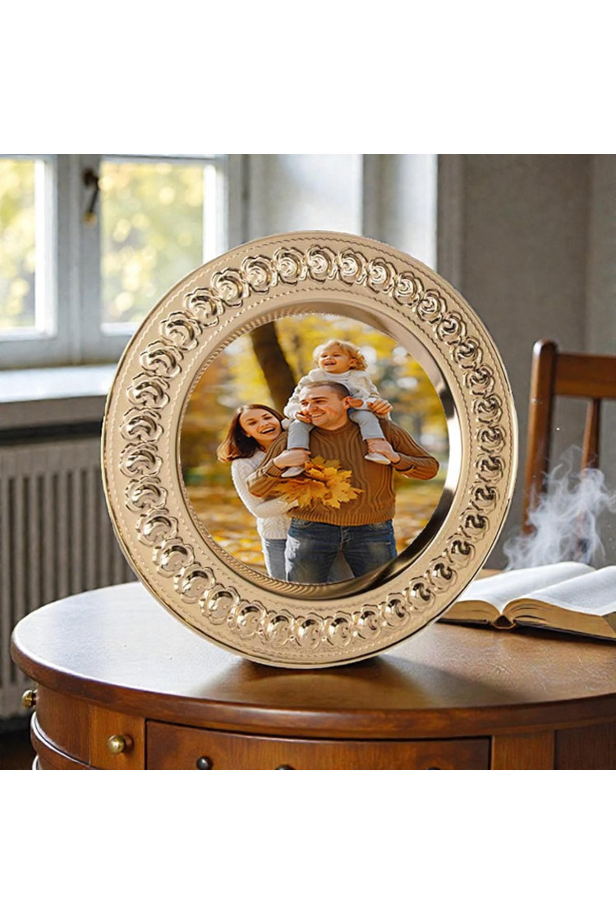Kişiye Özel Fotoğraf Basklı Metal Tabak Plaket Gül Desenli Gold ve Gümüş Model 25 CM resmi